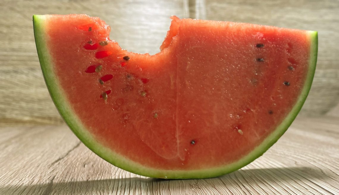 Wassermelone Fotovorlage ein Biss