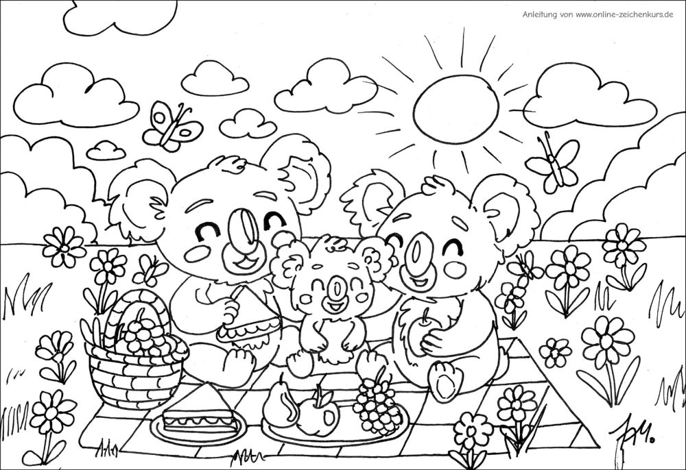 Drei Koalas – Vater, Mutter und Kind – sitzen bei Sonnenschein auf einer Picknickdecke, umgeben von Obst, Sandwiches, Blumen und Schmetterlingen